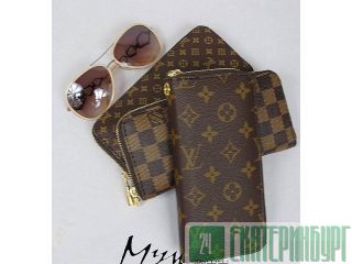 Calvin Klein .Louis VUITTON .Gucci            