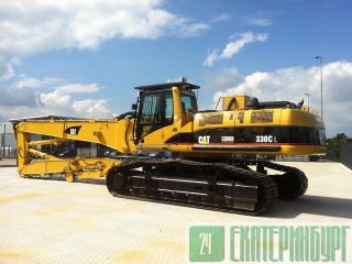 - Caterpillar 330CL UHD, 2003 . 