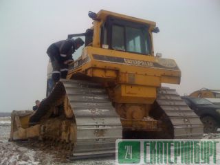   Caterpillar D6R LGP 2003. 