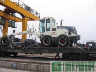  XCMG GR180  