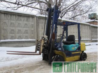 op Komatsu FG20T-12 / 