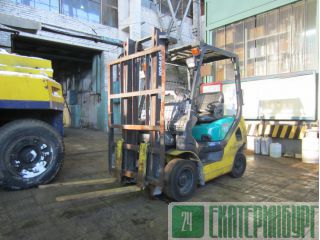 op Komatsu FD15LT-20 / 