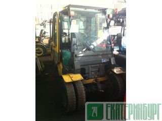 op Komatsu FD30HT-16  / 
