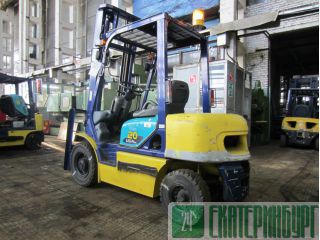 op Komatsu FD20T-14 / 