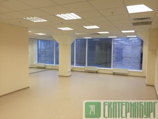 Сдается:	Офис	83,6	м2.	(Собственник)	 Екатеринбург