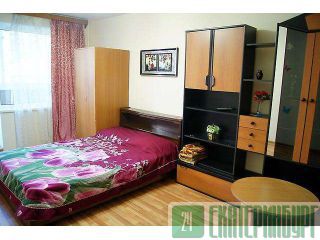 Сдам 1 кв. по ул. Хохрякова 102 Екатеринбург
