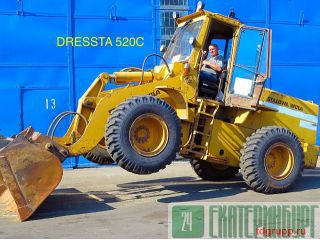   520C  DRESSTA 