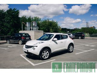   NISSAN JUKE 2012.  