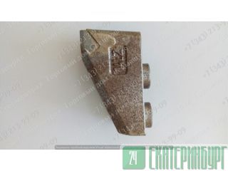  UX456   Osma 