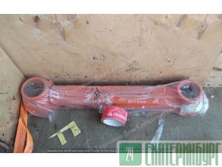     Hitachi ZX200 