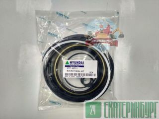 / /  31Y1-35711 R520LC-9S 